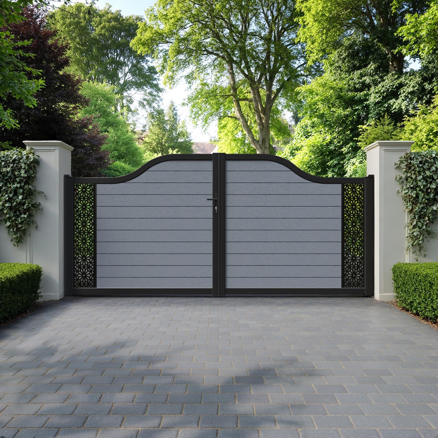Fusion Narwa Curved Top Driveway Gate - Anthracite - End Screen