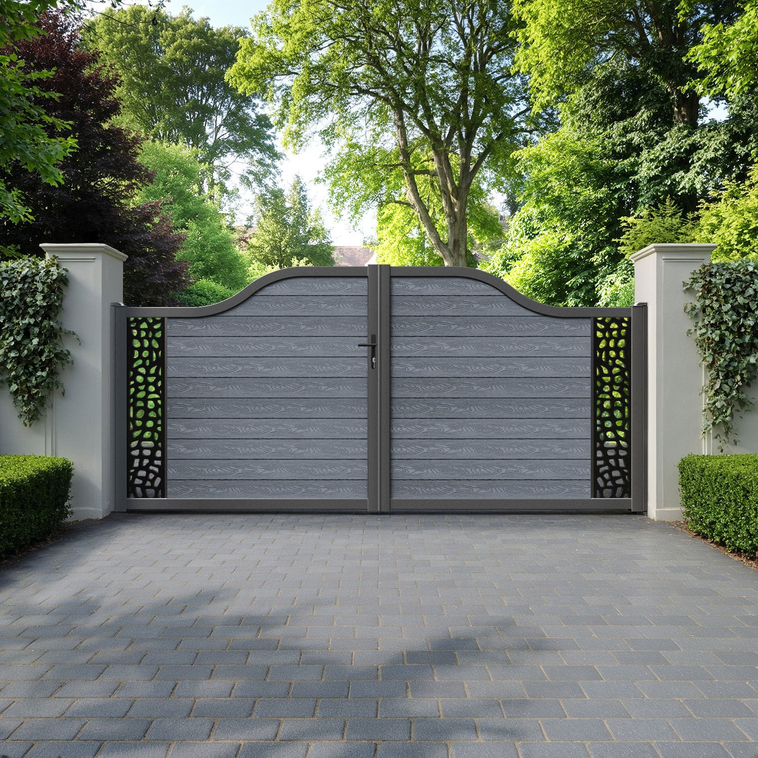 Classic Pebble Curved Top Driveway Gate - Anthracite - End Screen