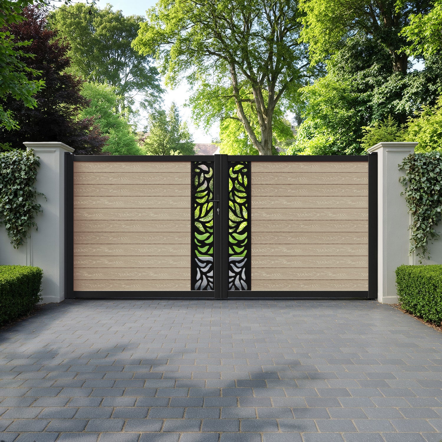 Classic Plume Straight Top Driveway Gate - Light Oak - Middle Screen