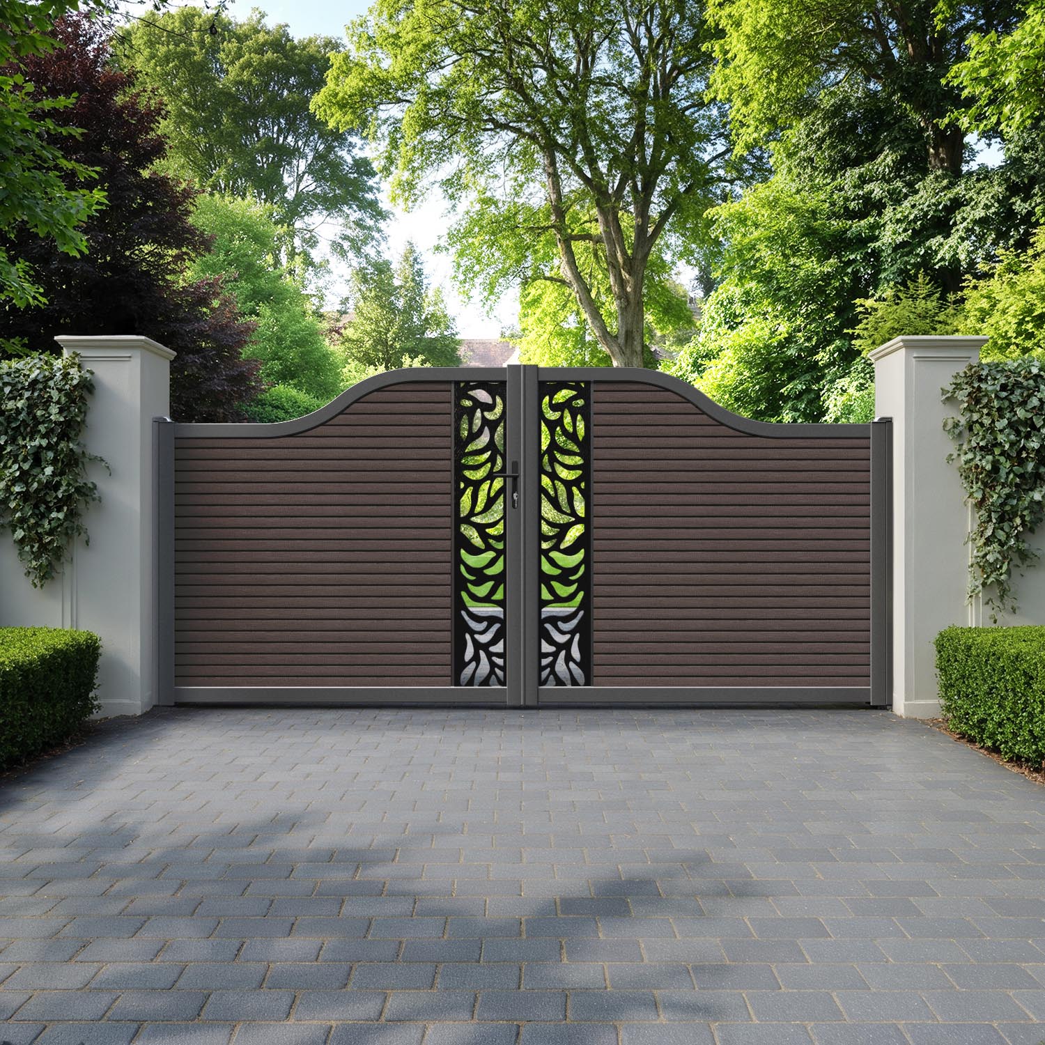 Hudson Plume Curved Top Driveway Gate - Mid Brown - Middle Screen