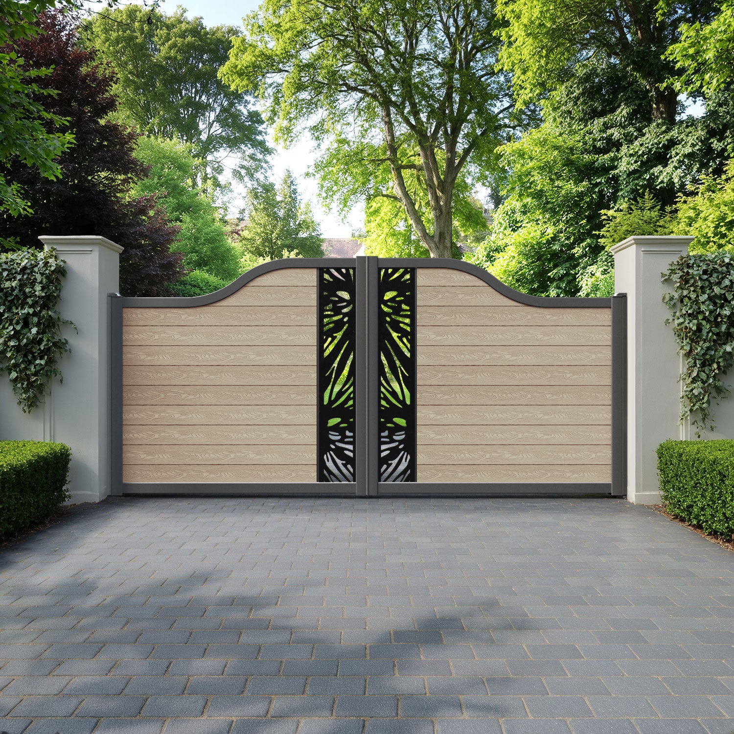 Classic Poppy Curved Top Driveway Gate - Light Oak - Middle Screen
