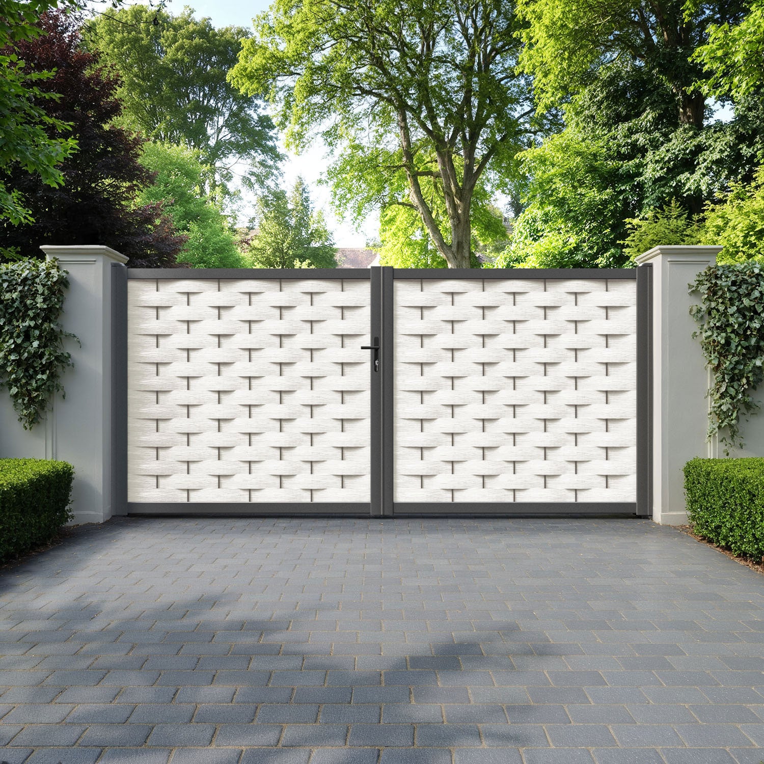 Ripple Light Stone Straight Top Driveway Gate