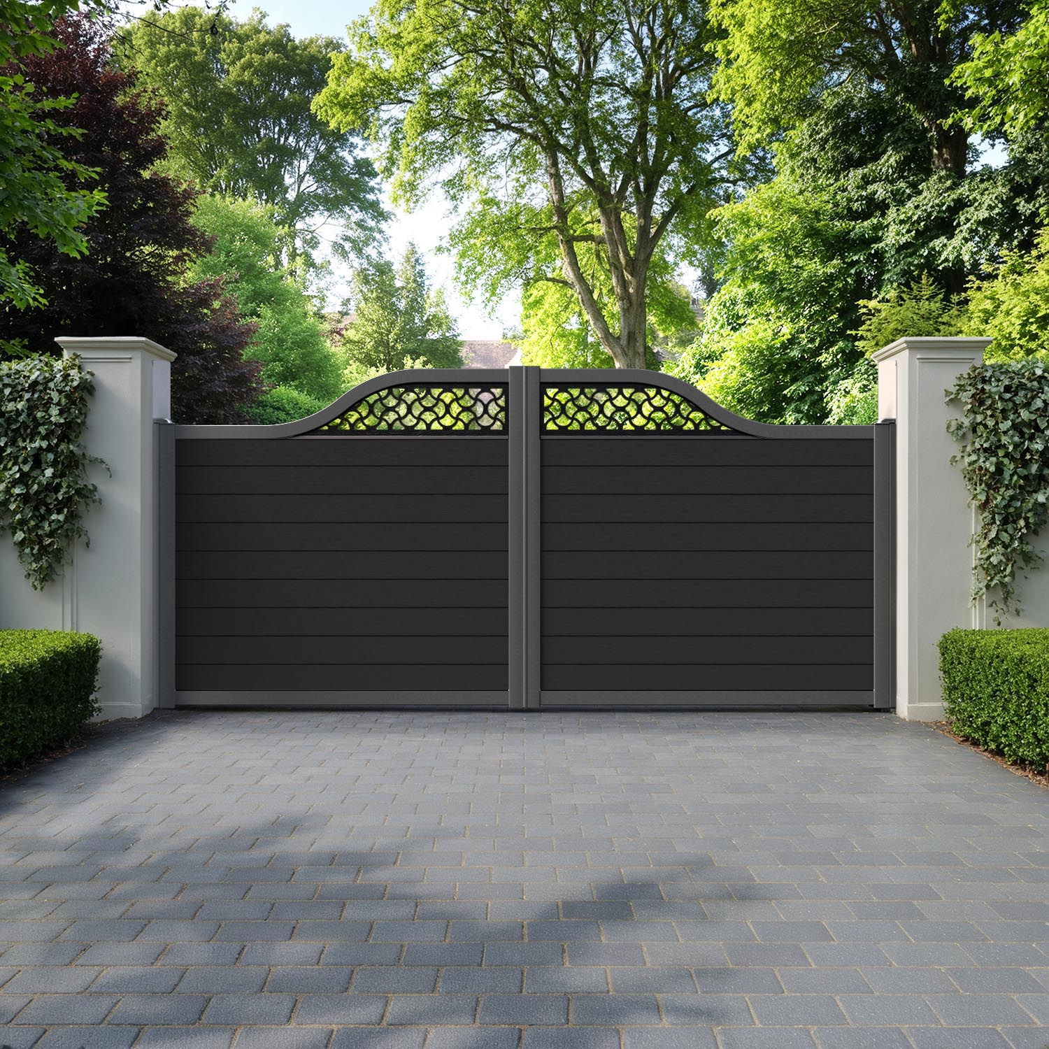 Fusion Vida Curved Top Driveway Gate - Black - Top Screen