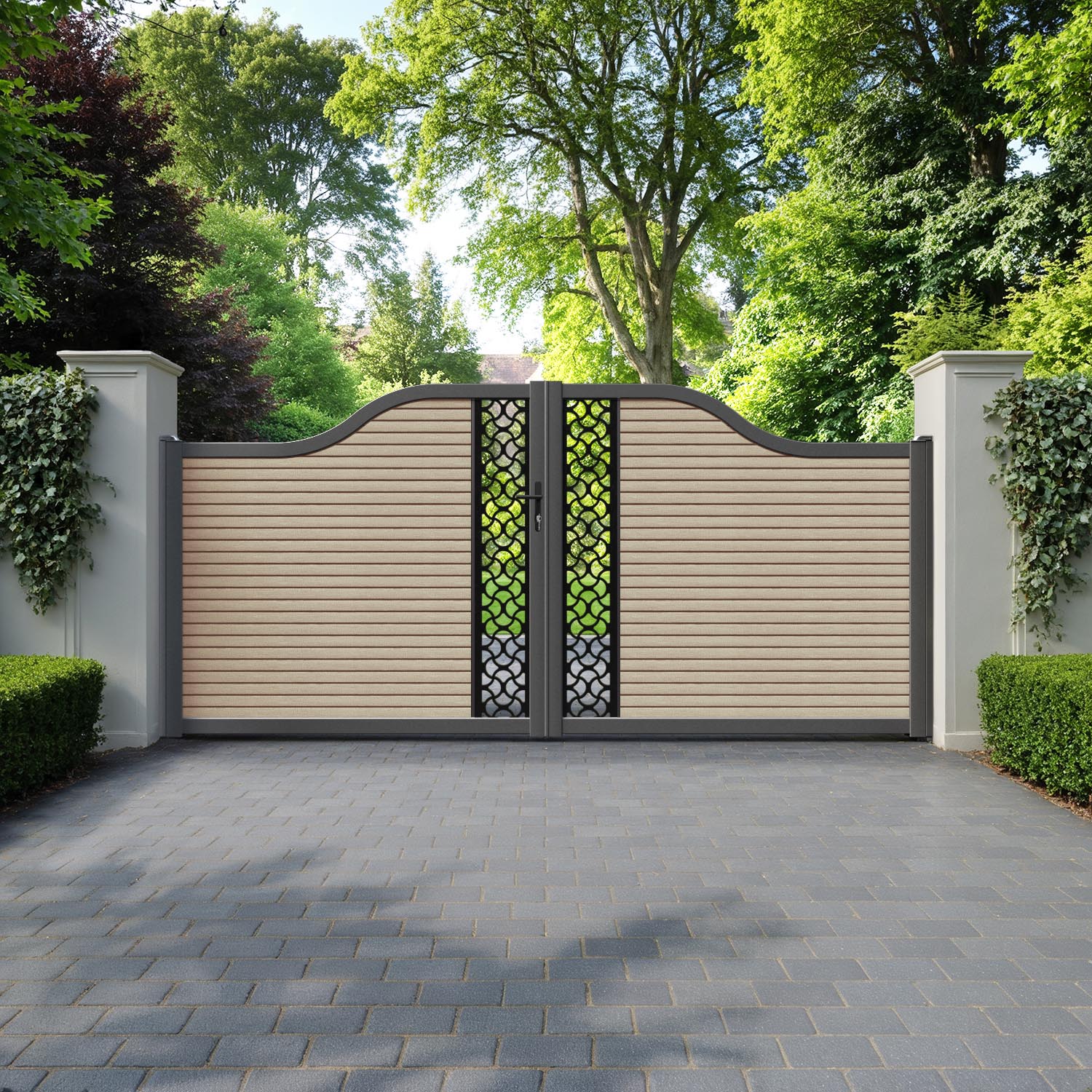 Hudson Vida Curved Top Driveway Gate - Light Oak - Middle Screen