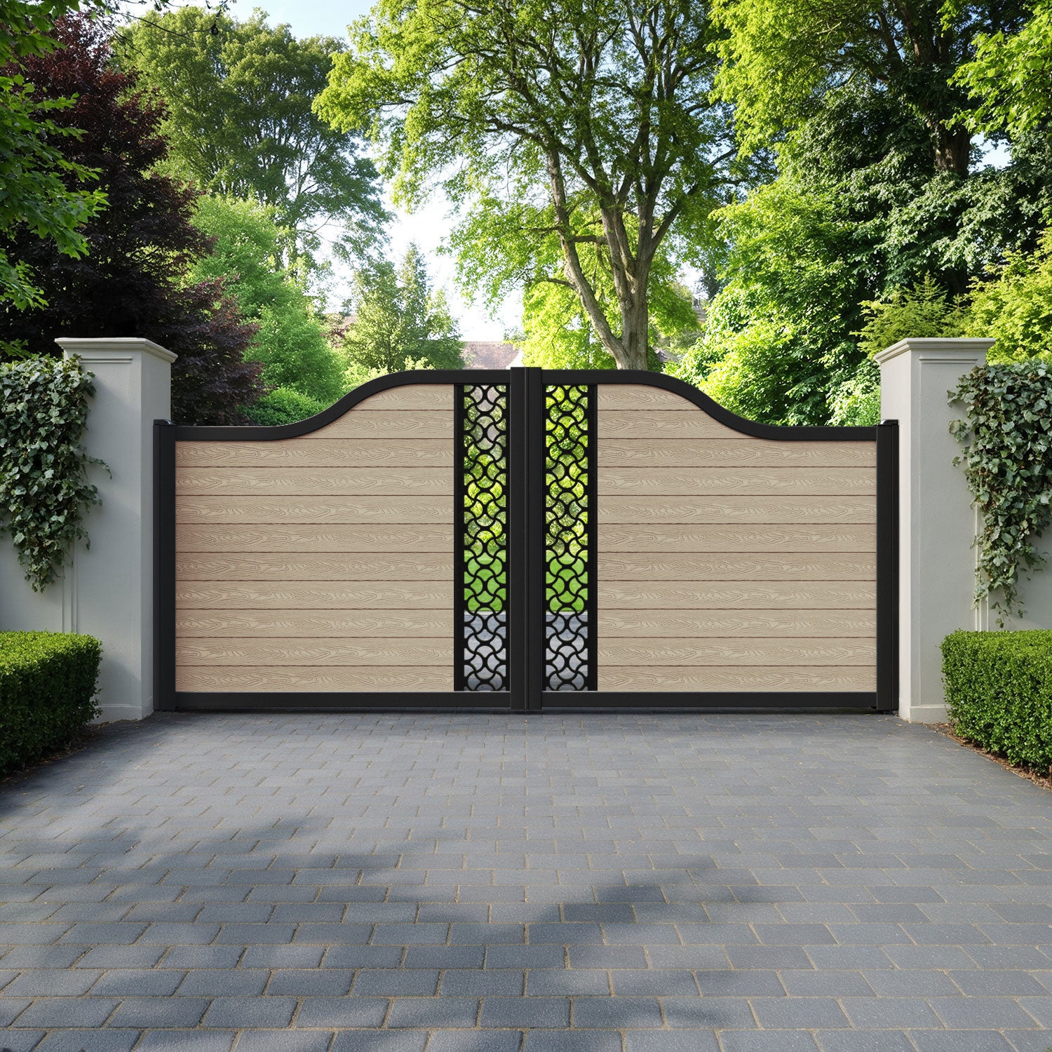 Classic Vida Curved Top Driveway Gate - Light Oak - Middle Screen
