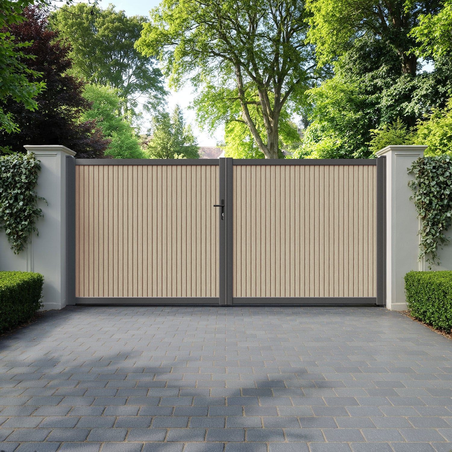 Virtis Light Oak Straight Top Driveway Gate