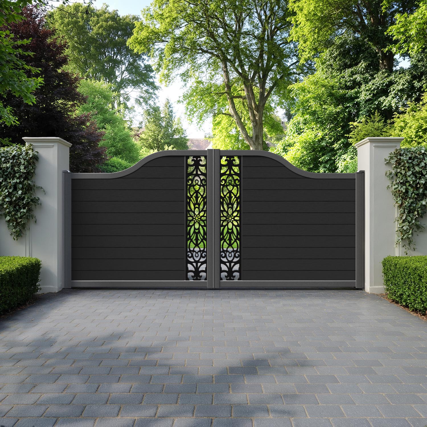 Fusion Windsor Curved Top Driveway Gate - Black - Middle Screen