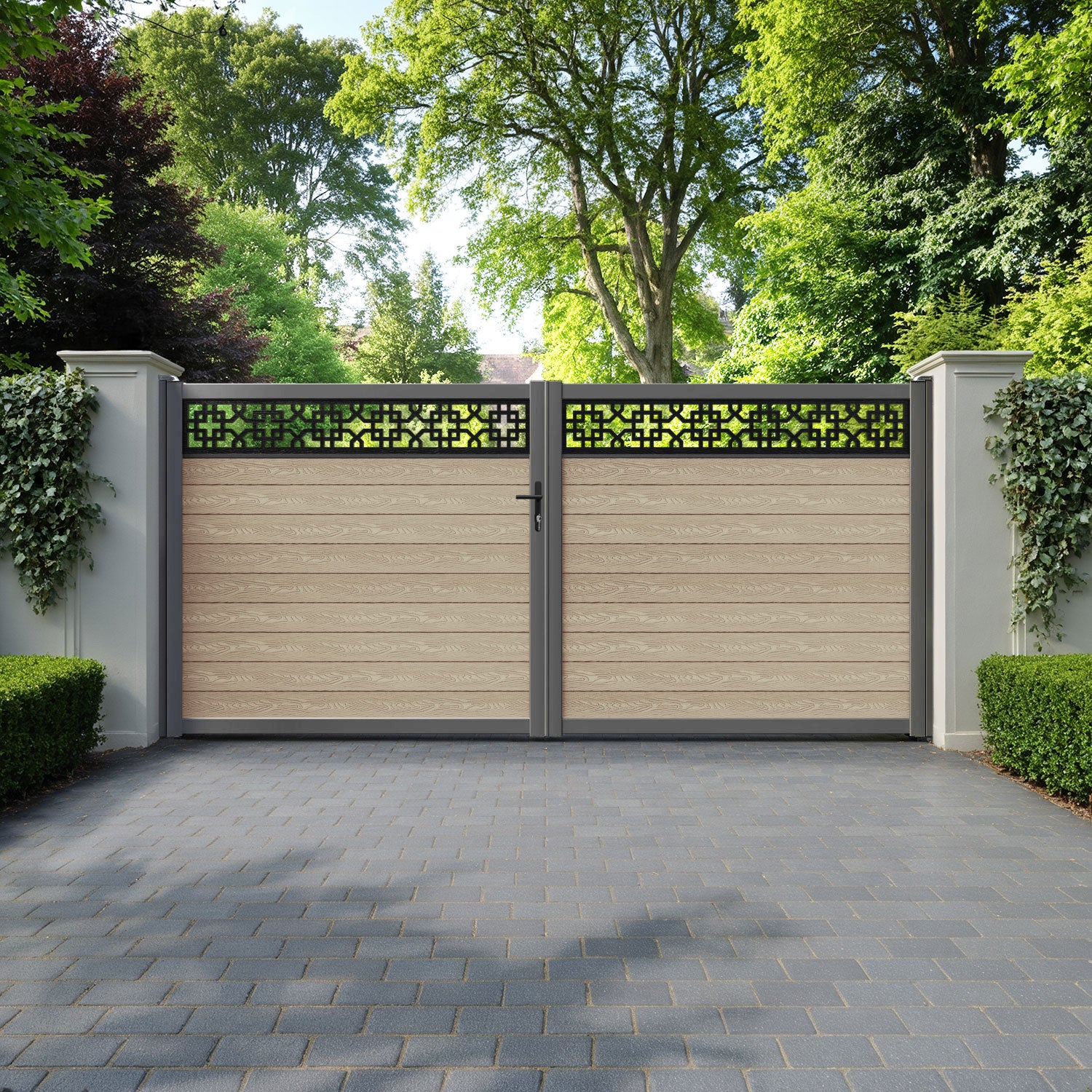 Classic Zaria Straight Top Driveway Gate - Light Oak - Top Screen