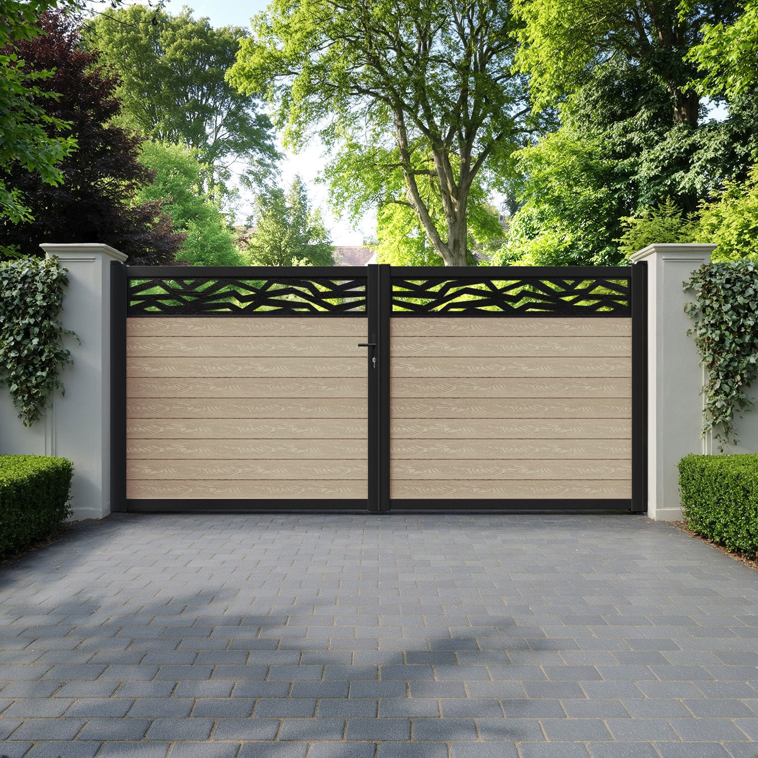 Classic Zenith Straight Top Driveway Gate - Light Oak - Top Screen