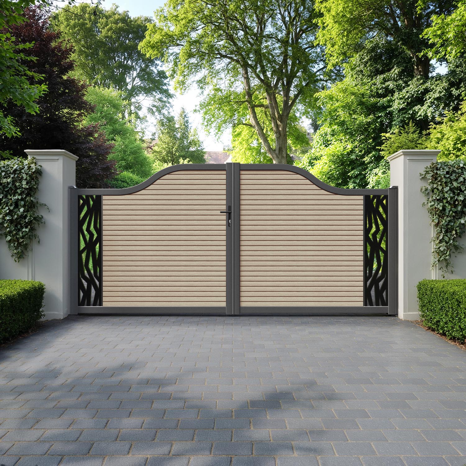Hudson Zenith Curved Top Driveway Gate - Light Oak- End Screen