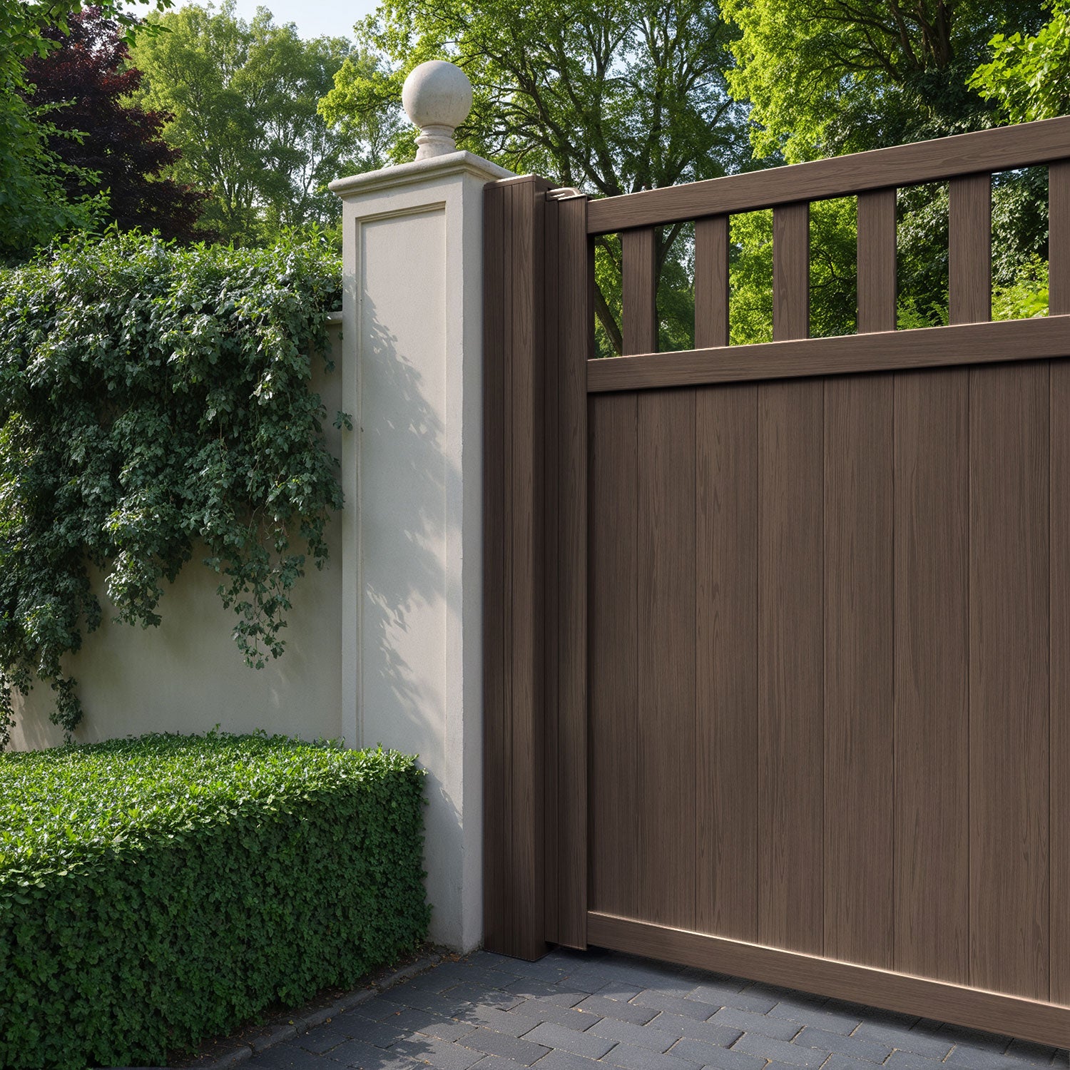 Quanta Aluminium Sliding Straight Top Driveway Gate
