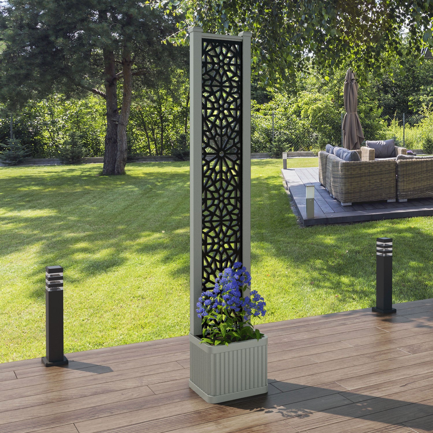 Plumley - Small Planter - Alnara Screen