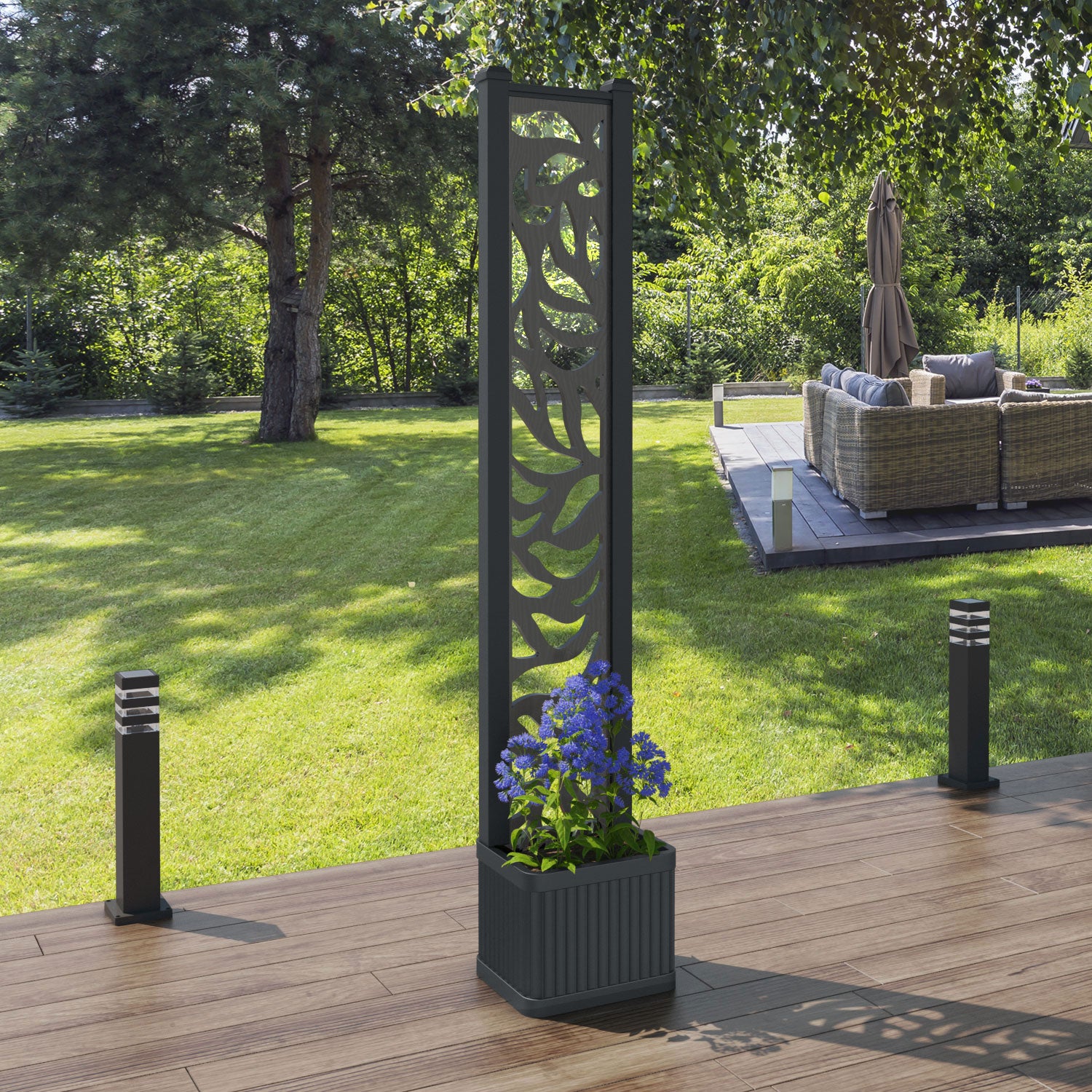 Plumley - Small Planter - Plume Screen