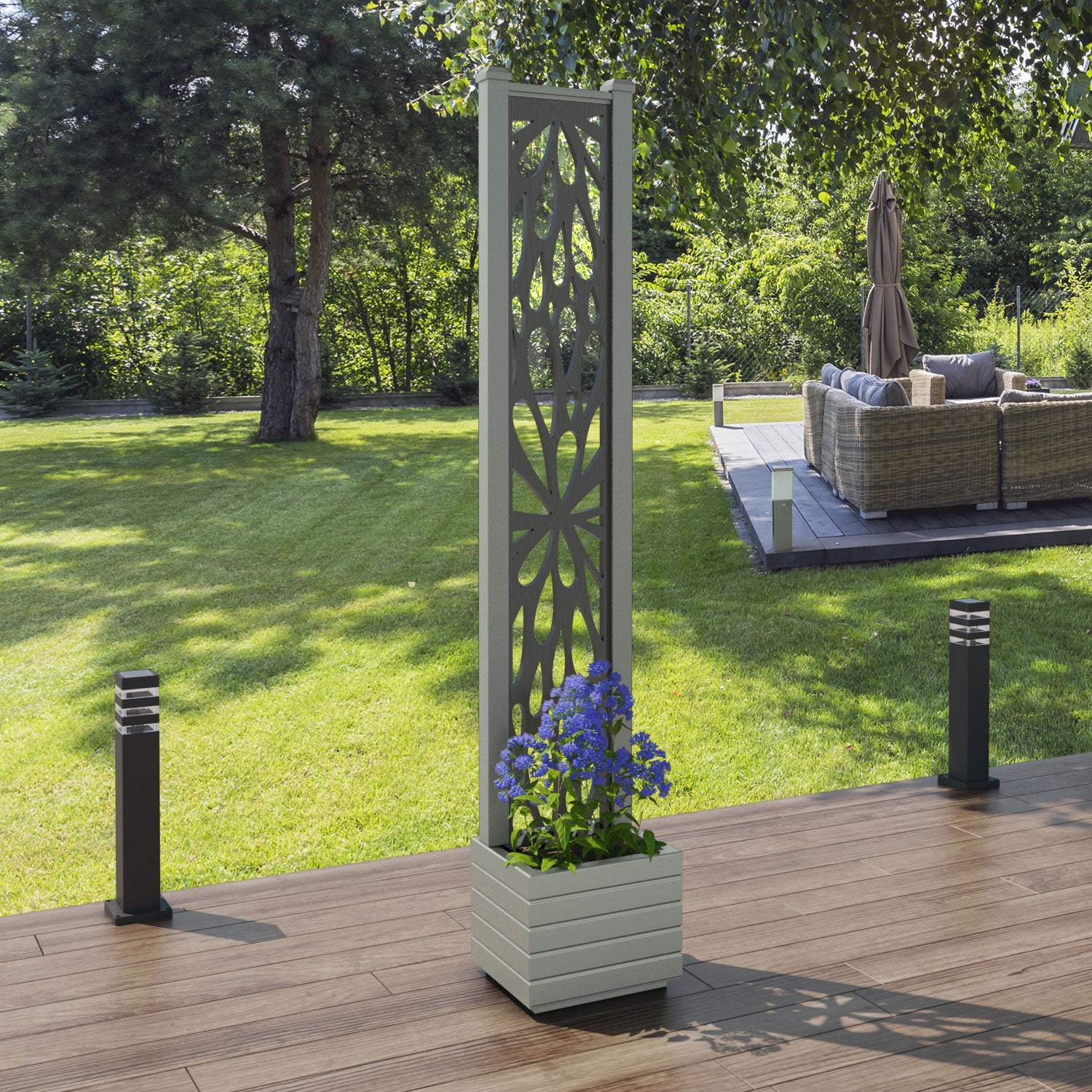 Vertu - Small Planter - Blossom Screen