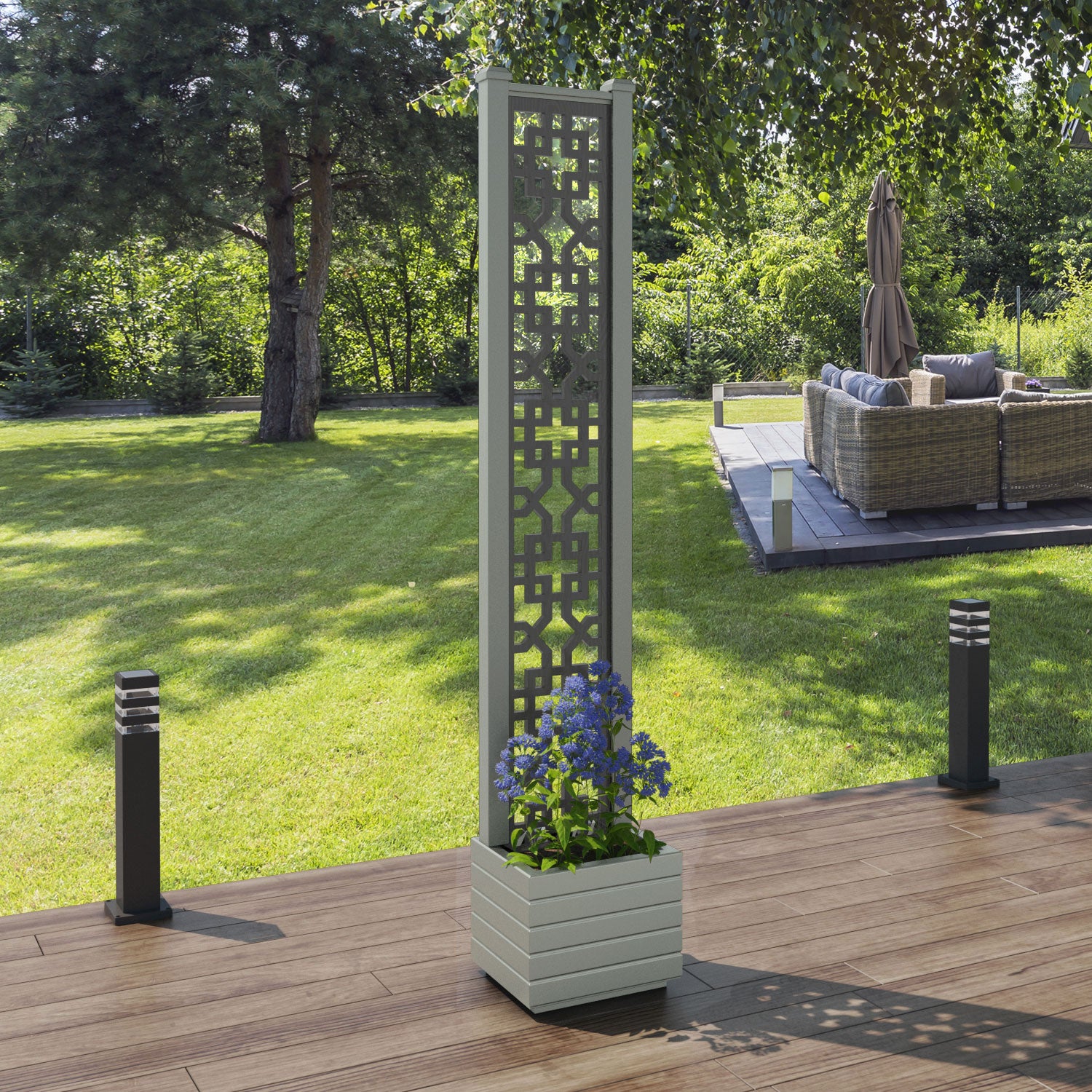 Vertu - Small Planter - Zaria Screen