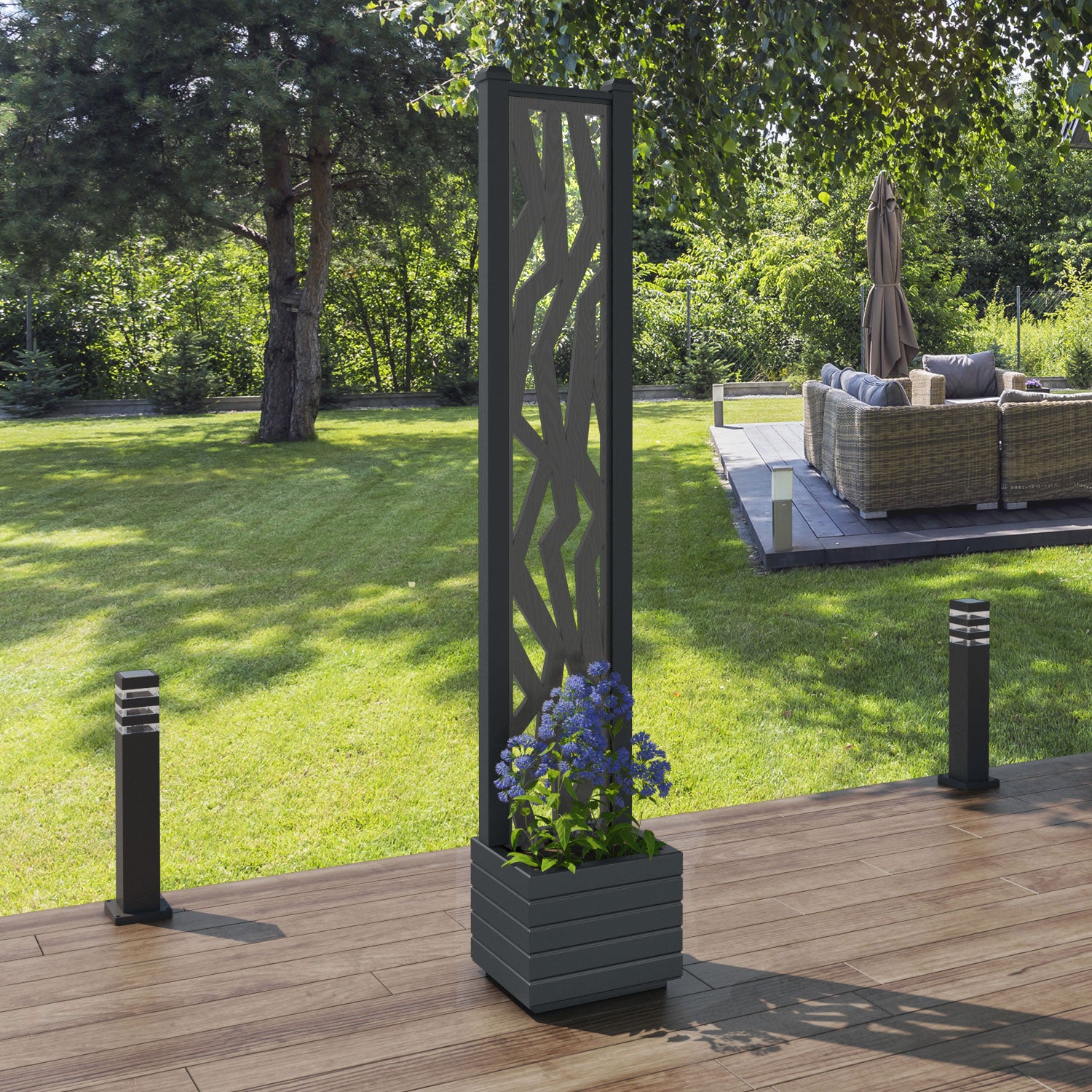 Vertu Small Planter with Narwa Screen