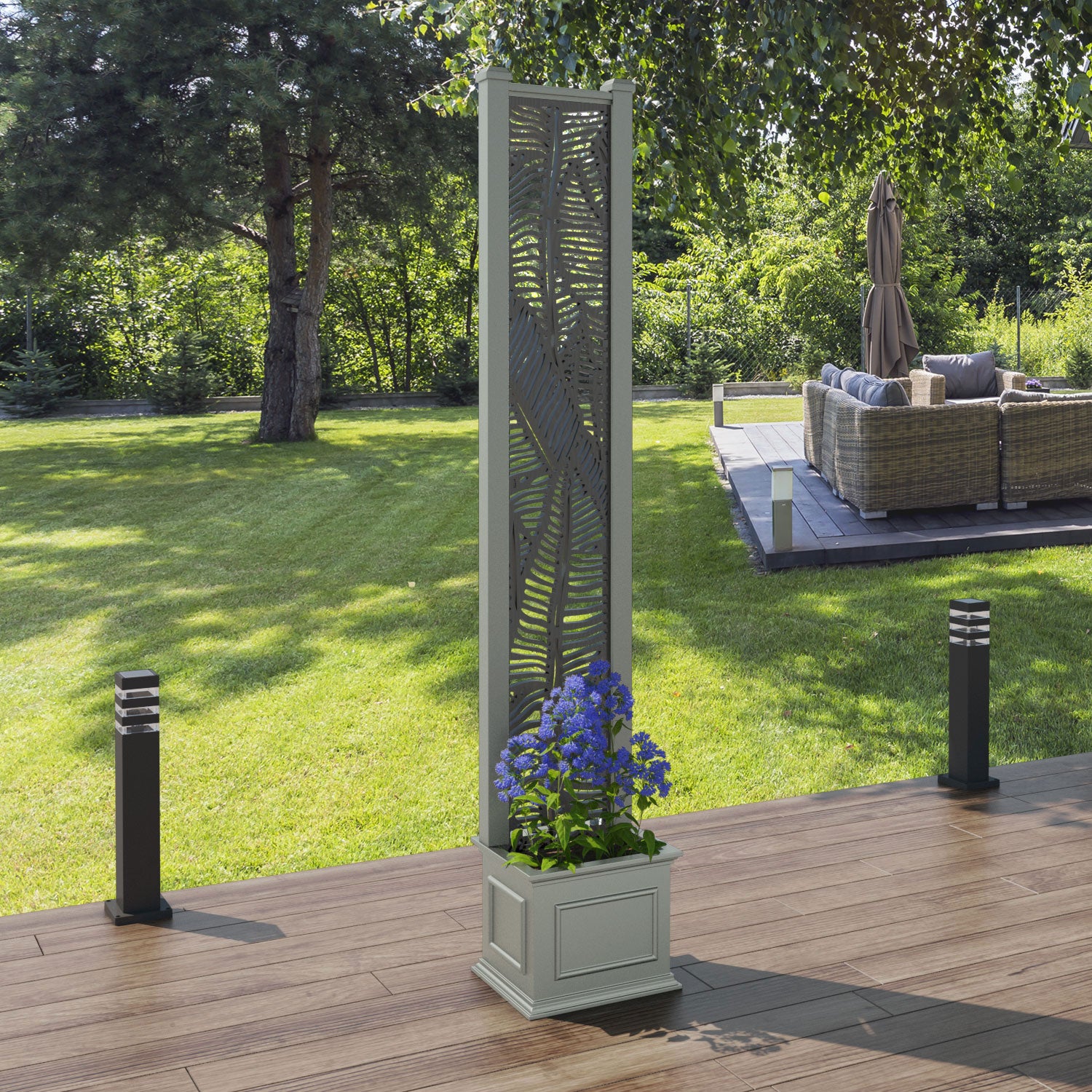 Windsor - Small Planter - Feather Screen