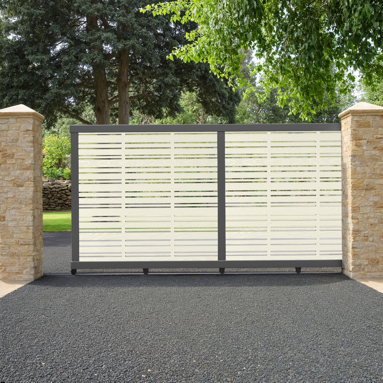 Linea Sliding Driveway Gate
