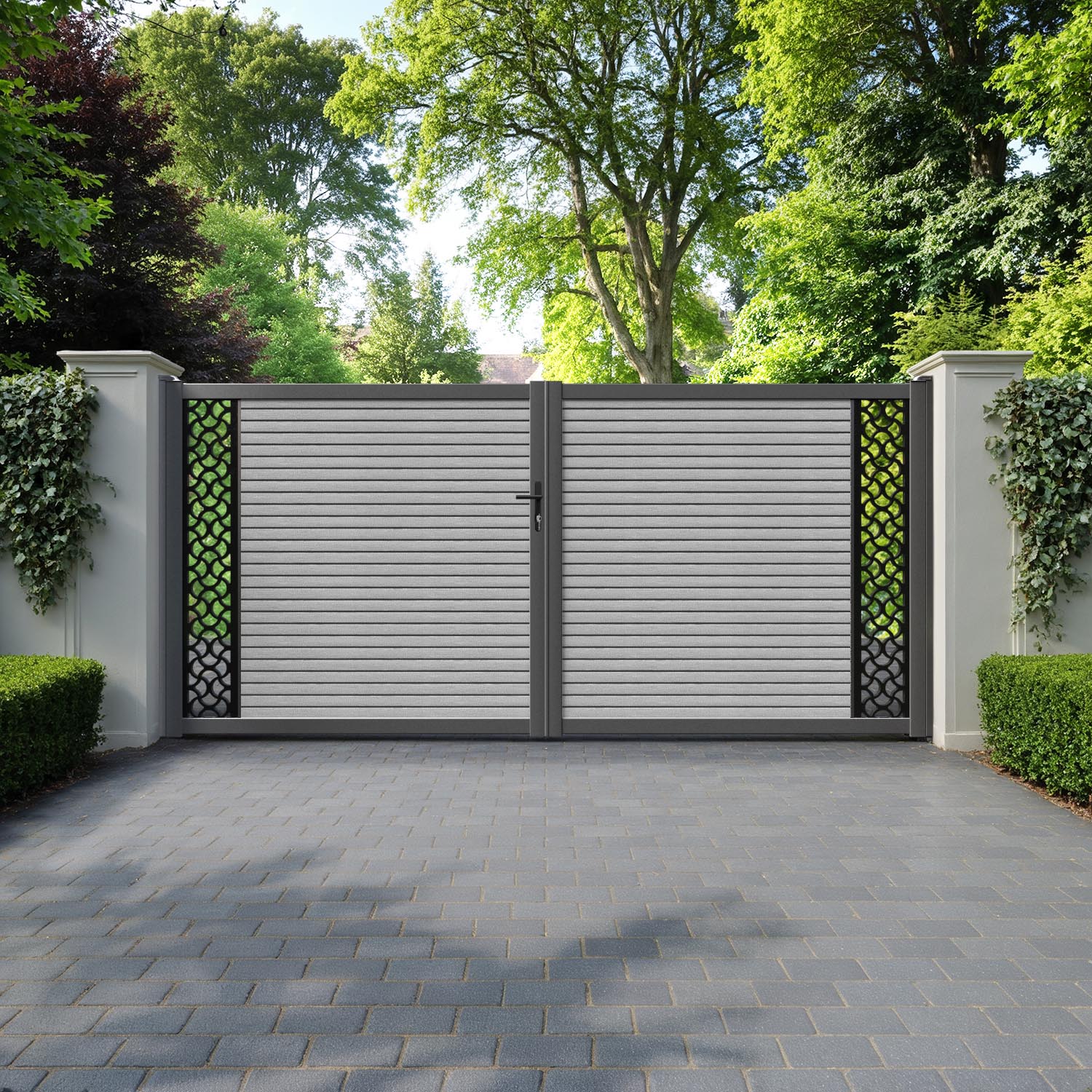 Hudson Vida Straight Top Driveway Gate - Light Grey - End Screen