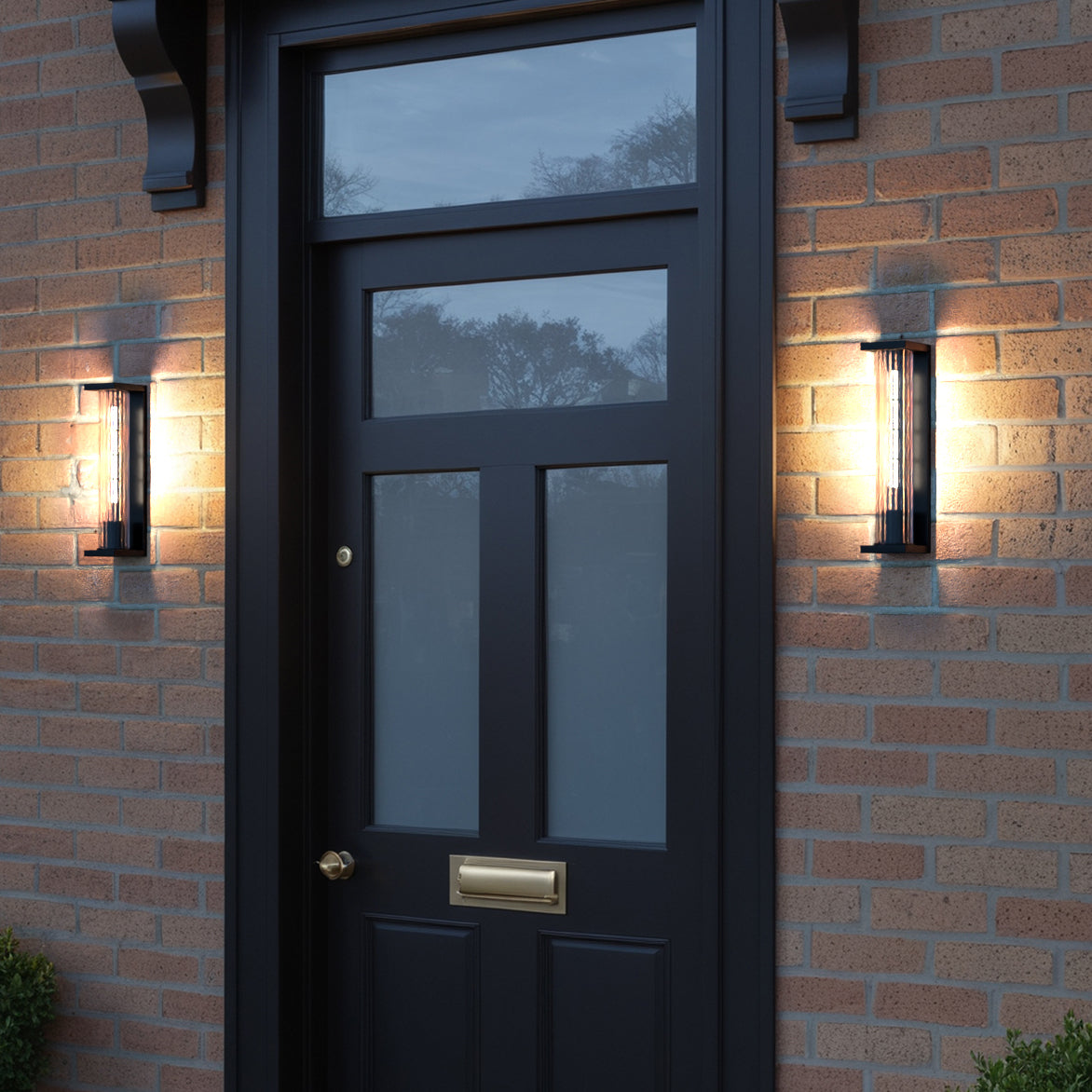 Vienna Large Outdoor Light - Mains Powered