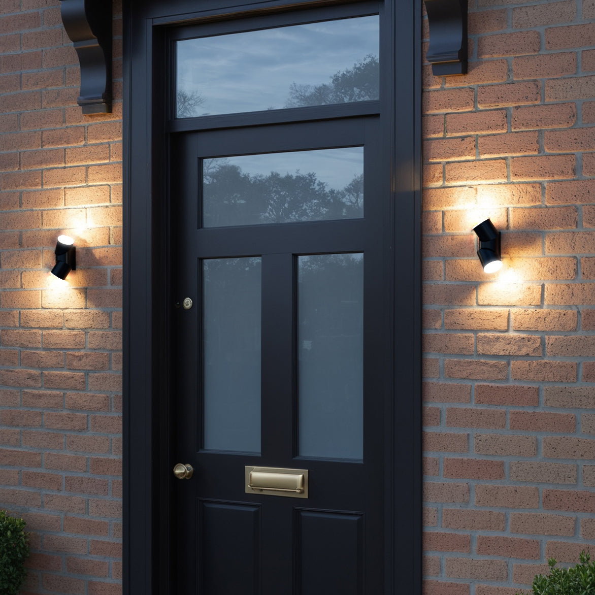 Wave Outdoor Light - Mains Powered